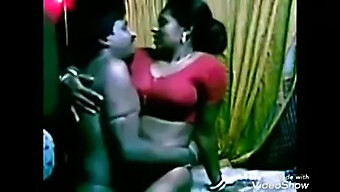 Desi Bhabhi Seduce A Su Marido Negro Para Tener Sexo Duro