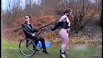 Bdsm Ponyplay: Een Lesbische Verkenning