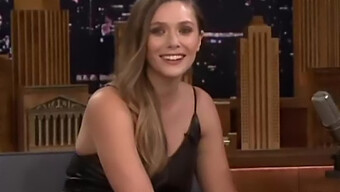 Persembahan Panas Dan Seksi Elizabeth Olsen