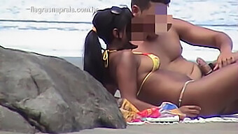 Public Sex Session Des Jungen Paares Am Strand