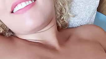 Pov Video, Wie Eine Heiße Blondine Von Ihrem Freund Gefickt Wird