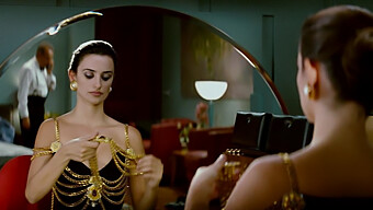 Penelope Cruz W 