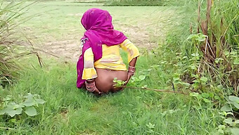 L'Aventure Sexuelle En Plein Air De La Belle-Soeur Desi Avec Une Grosse Bite Noire Et Des Seins Naturels